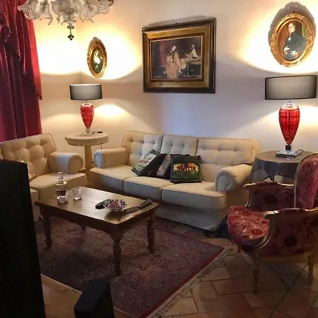 Porta Nuova Apartment *